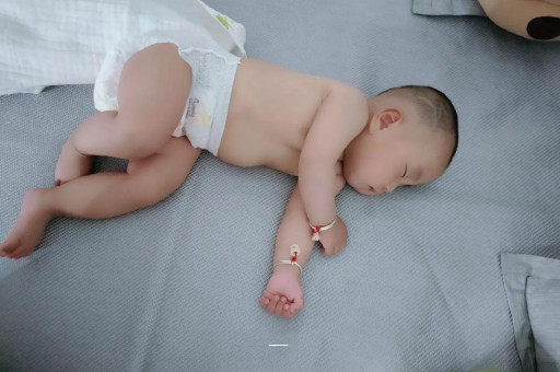 咸阳宝宝上火有眼屎